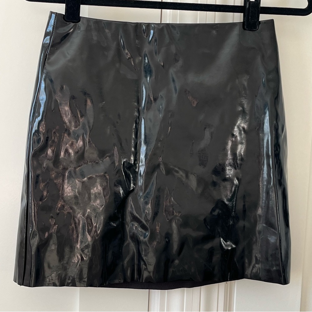 H&M Vinyl Pleather Mini Skirt Black Sz 6